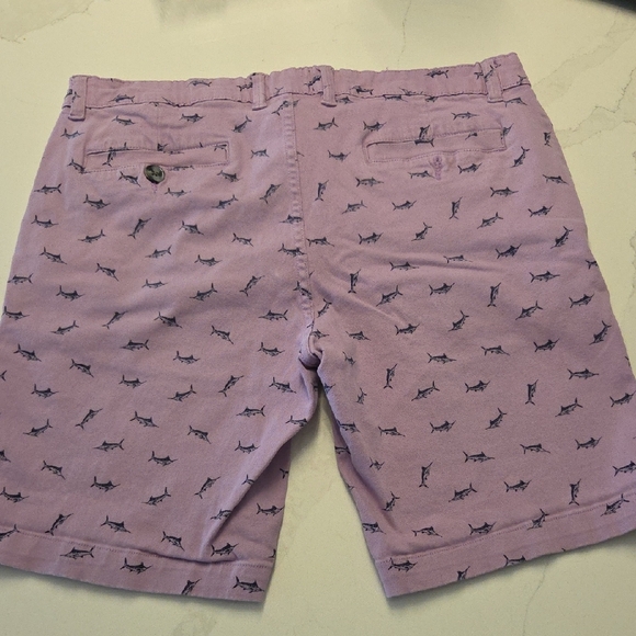 Lavender Shark-Print Flat Front Men’s Shorts - Picture 6 of 6